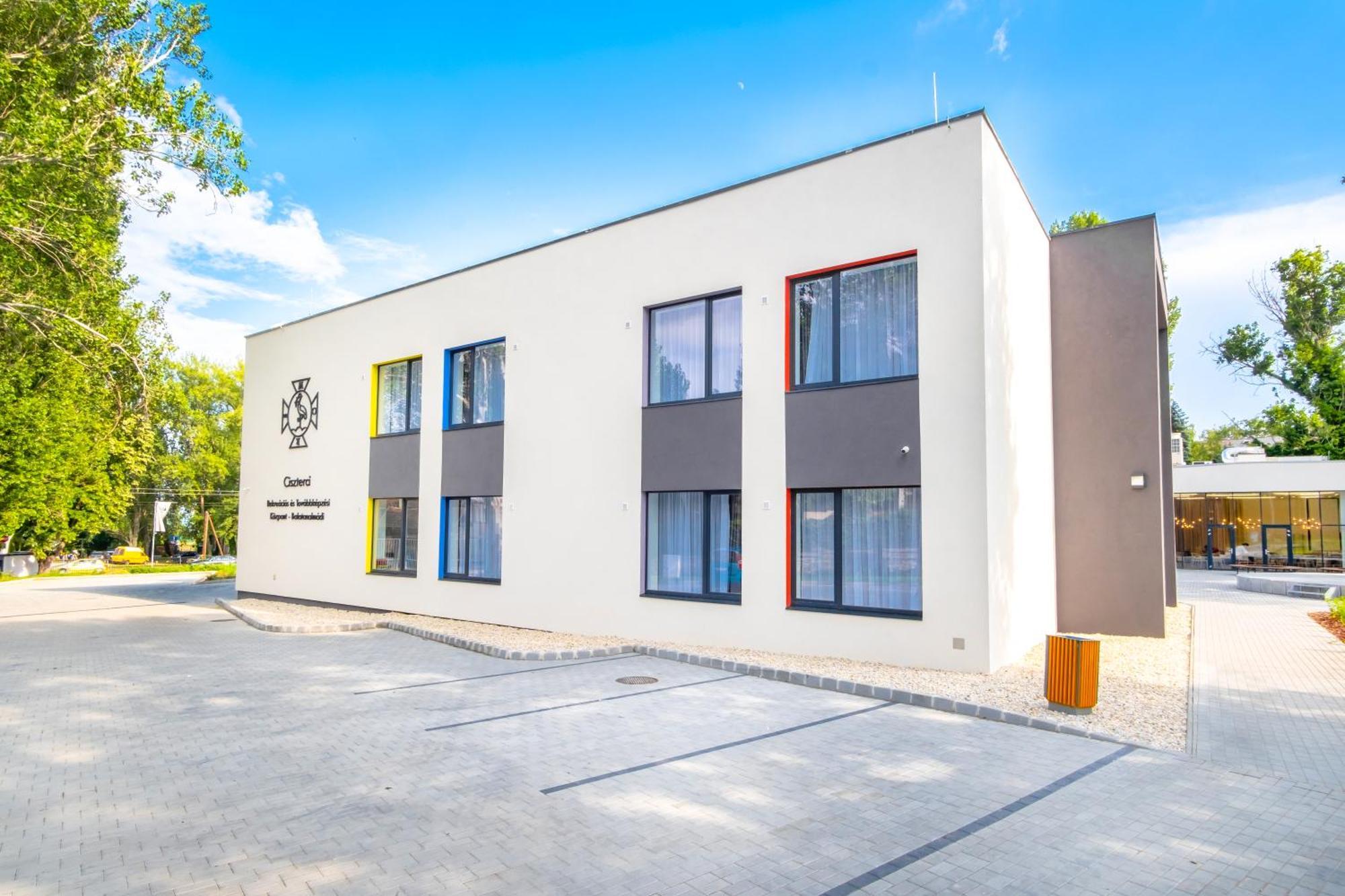 Bed and Breakfast Ciszterci Rendezvenykoezpont Balatonalmádi Zewnętrze zdjęcie