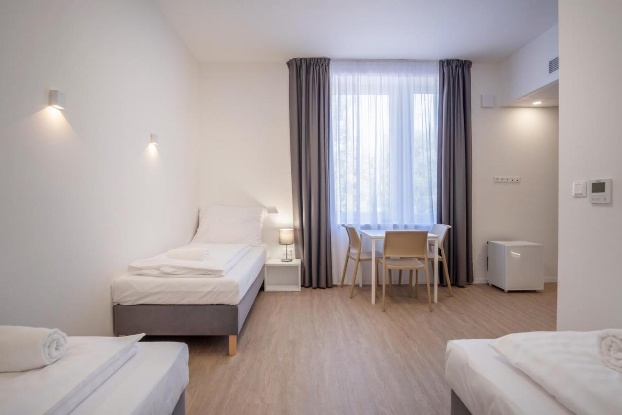 Bed and Breakfast Ciszterci Rendezvenykoezpont Balatonalmádi Zewnętrze zdjęcie