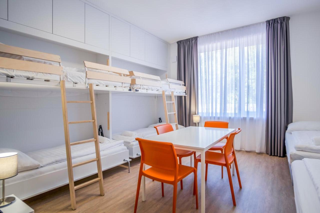 Bed and Breakfast Ciszterci Rendezvenykoezpont Balatonalmádi Zewnętrze zdjęcie